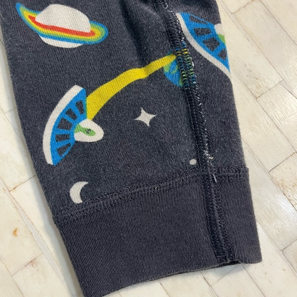Hanna Andersson Space & Alien Spaceship Pajama Set size 4 or 100cm - Picture 5 of 5